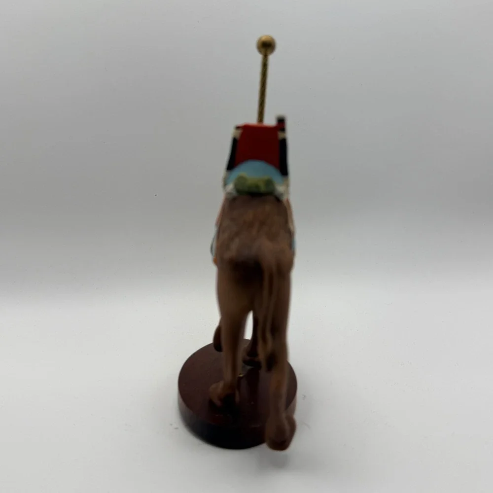 Heritage Heirloom Carousel‎ Animal Figurines Musical Base Set Multicolored Wood